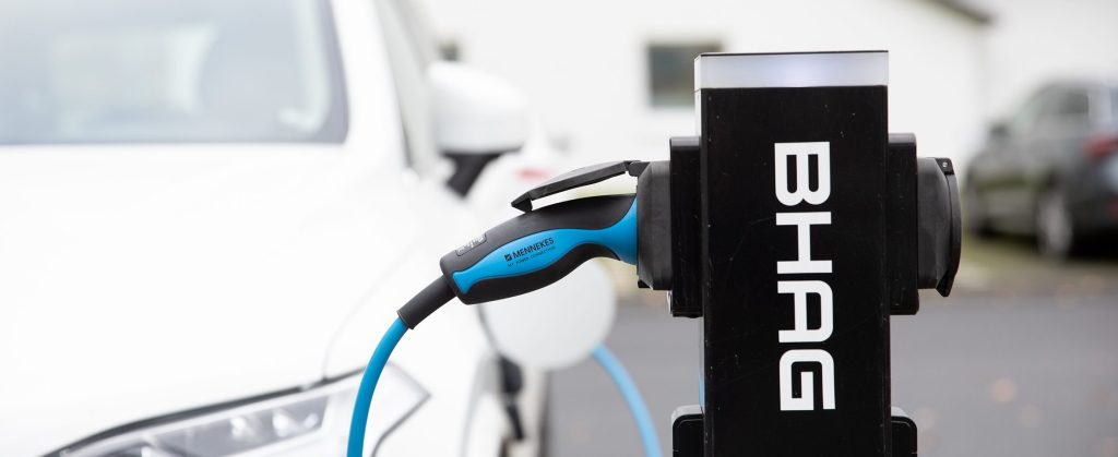 E-Auto wird geladen.